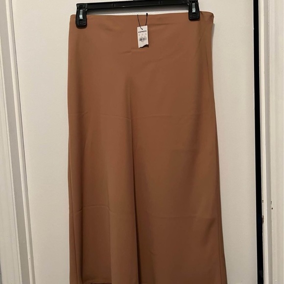 Express High-waisted Midi Slip Skirt - Picture 2 of 4
